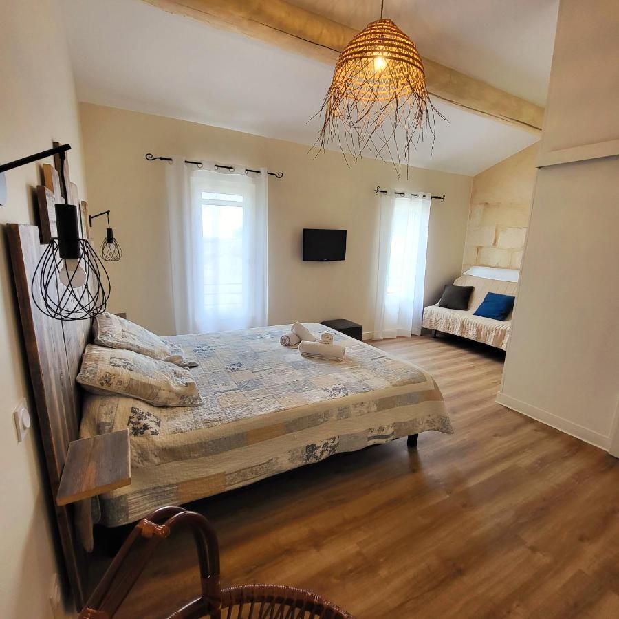 Manade Saint Louis Mas De La Paix Bed & Breakfast โวแวร์ ภายนอก รูปภาพ